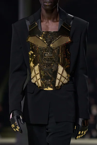 Look 195
